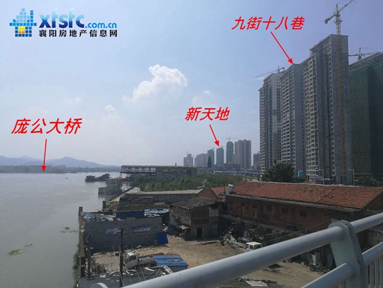 鱼梁洲上望.jpg