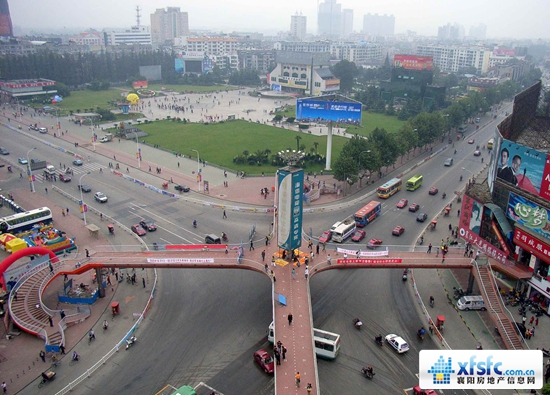 人民广场.jpg