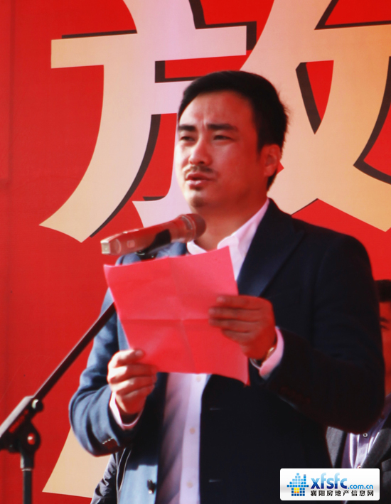参展企业代表中豪.jpg