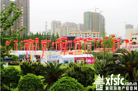房展会全景.png