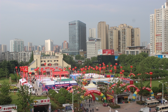 房展会全景图 - 副本.jpg