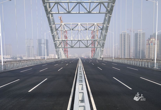 大桥2.jpg