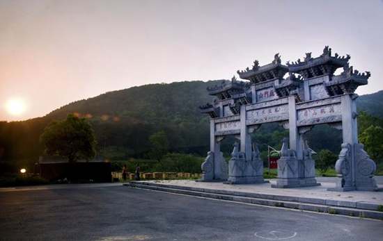 襄阳鹿门山.jpg