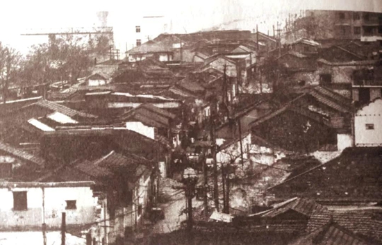樊城江边3.jpg