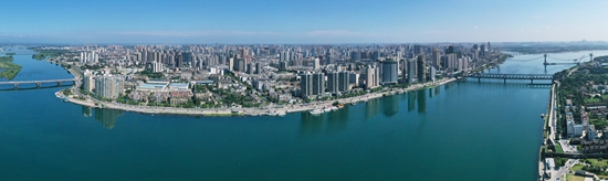 樊城江边1 (2).jpg