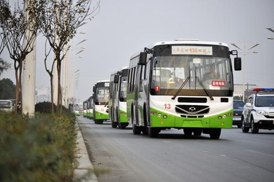 公交车1.jpg