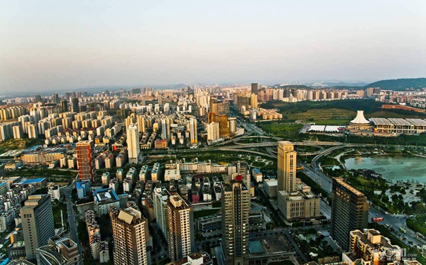 271545132017ea81dc9281.jpg 楼市5.jpg