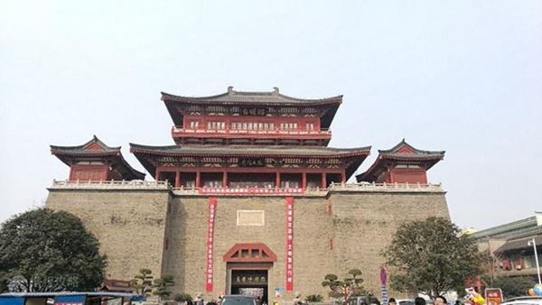 襄阳古城.jpg